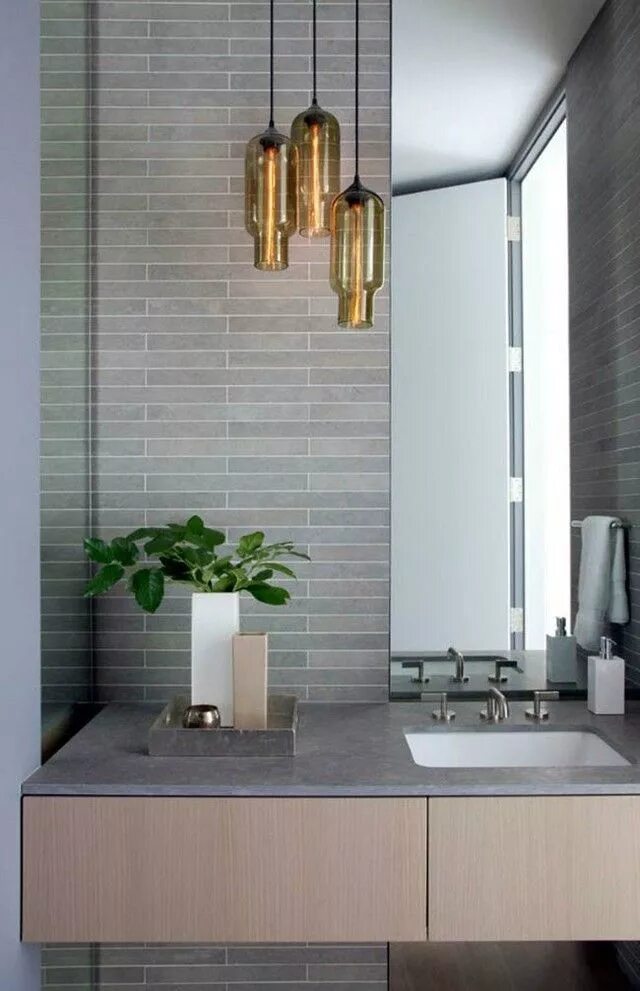 Подвесные светильники в ванной фото 10 AMAZING BATHROOM DESIGN PROJECTS USING CEILING LAMPS Modern bathroom lighting