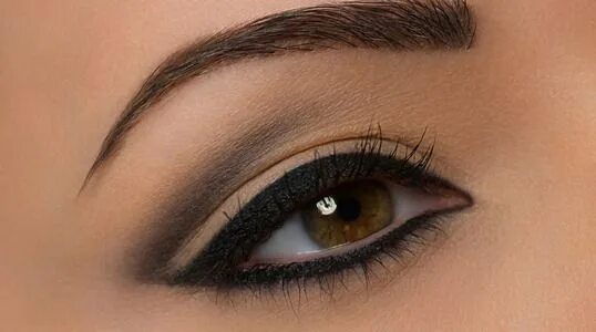 Подводим глаза карандашом фото Cut Crease liner Cut crease, Eye liner tricks, Fashion mag