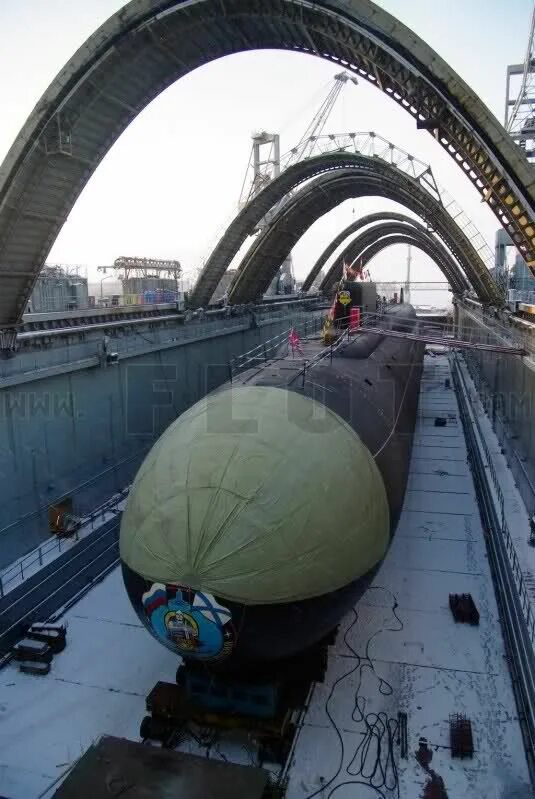 Подводная лодка александр невский фото Alexander Nevsky (The second Borei class submarine) while the sub was launched a