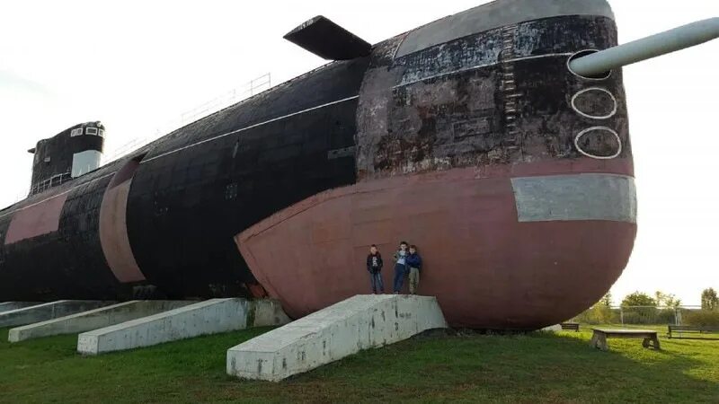 Подводная лодка тольятти фото Как самая большая дизельная подлодка ВМФ России оказалась посреди степи в Тольят