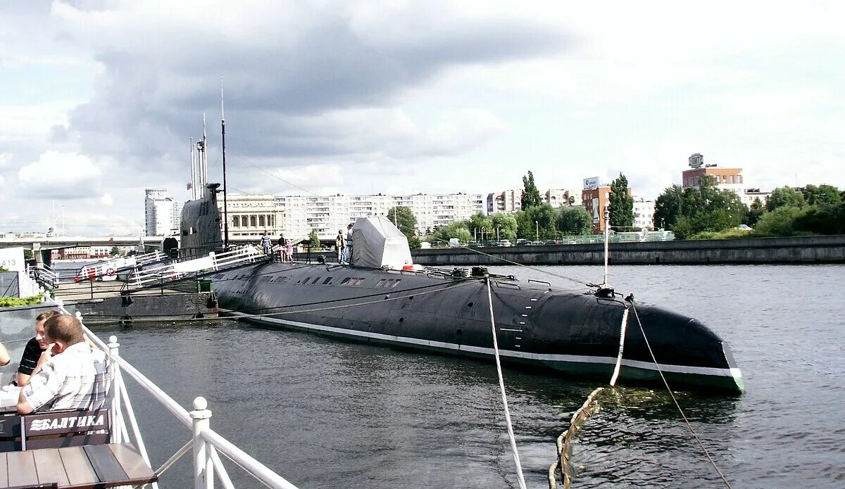Подводная лодка в калининграде фото Файл:Kaliningradmuseum.JPG - Википедия
