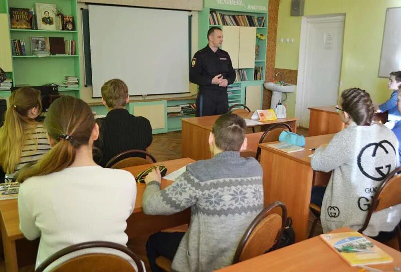 Подвязновская средняя школа село подвязновский 22 фото В Подвязновской школе прошел Единый день профилактики