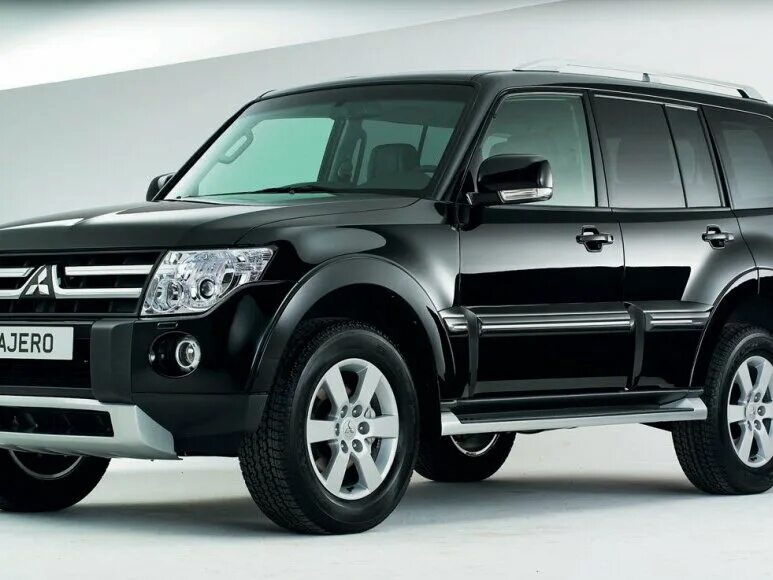 Поджерики машина как выглядит Купить б/у Mitsubishi Pajero IV 3.2d MT (165 л.с.) 4WD дизель механика в Красноя