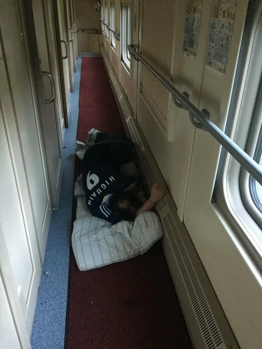 Поезд 070 фото Картинки ПОЕЗД 70