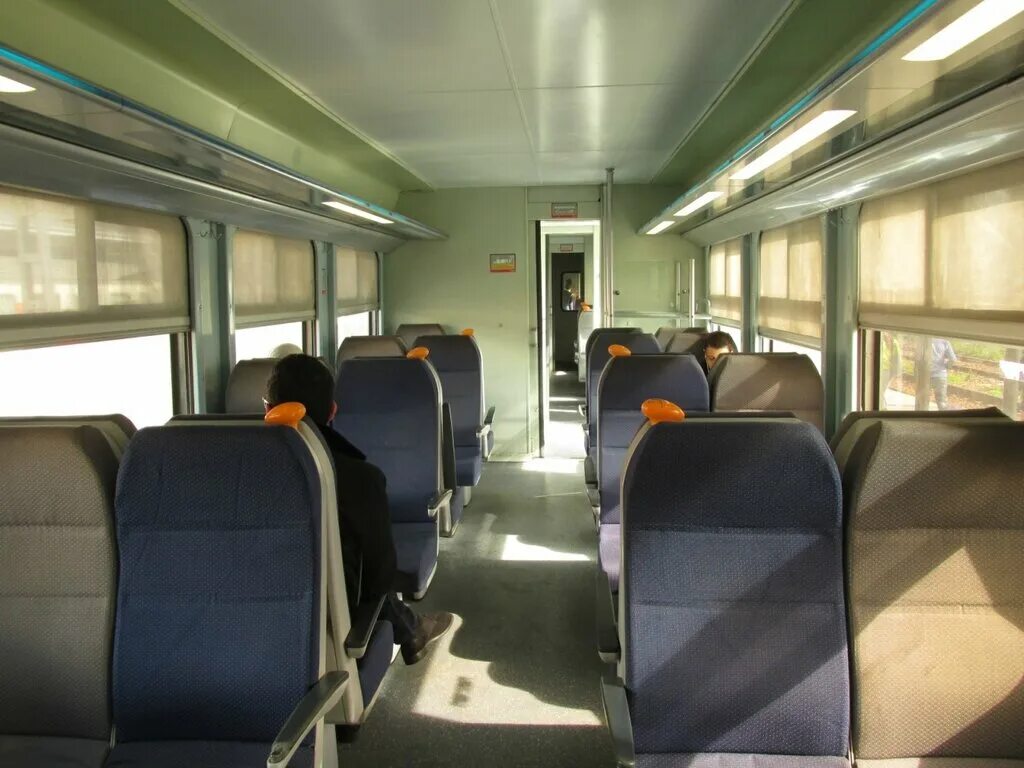 Поезд 107я вологда москва сидячие места фото Как выглядит сидячий вагон ржд: найдено 81 изображений