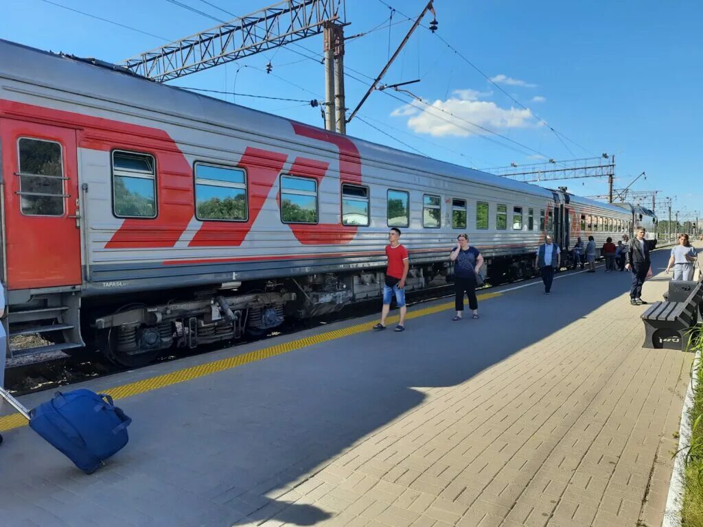 Поезд 121 санкт петербург новороссийск фото Поезд в гору не пойдет: в РЖД по просьбам кубанцев задумались о ночном поезде Но