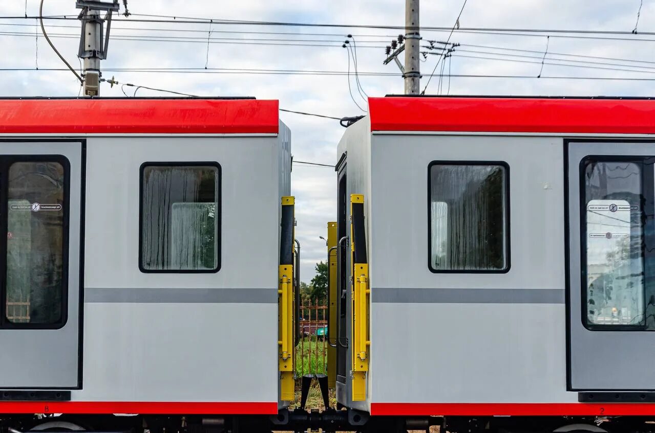 Поезд балтиец фото Как выглядят новые составы для петербургского метрополитена - 9 сентября 2022 - 