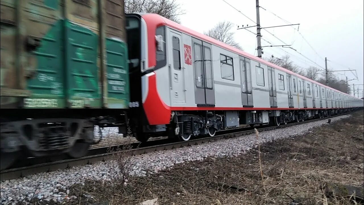 Поезд балтиец фото "3й Балтиец для Петербурга!" ТЭМ7А-0178 с перегоняемым 81-725.1/726.1/727.1 "Бал