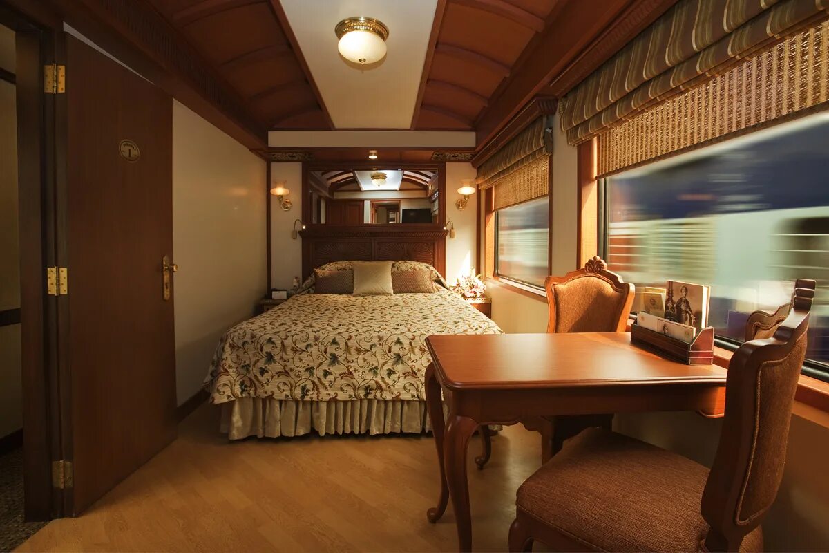 Поезд экспресс фото внутри Maharajas' Express Cabins - Luxury Redefined