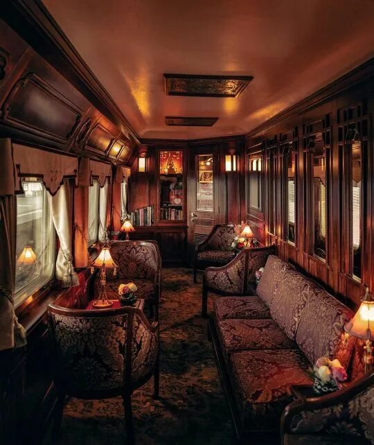 Поезд экспресс фото внутри Autumn Cozy Luxury train, Vintage train, House design