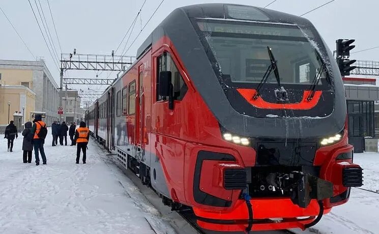 Поезд финист фото Орланы" начали работу в Свердловской области TR.ru - Транспорт в России