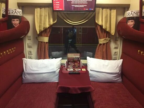 Поезд гранд фото corredor da carruagem - Picture of Grand Express Train, Moscow - Tripadvisor