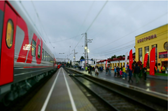 Поезд кострома москва фото В Костромской области обновляют вагоны пригородных поездов АиФ Владимир