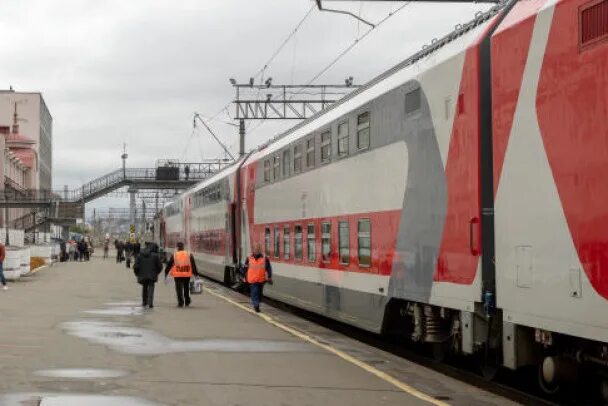 Поезд кострома санкт петербург фото Около 75 тысяч пассажиров проехали поездом из Костромы в Питер и обратно - Газет