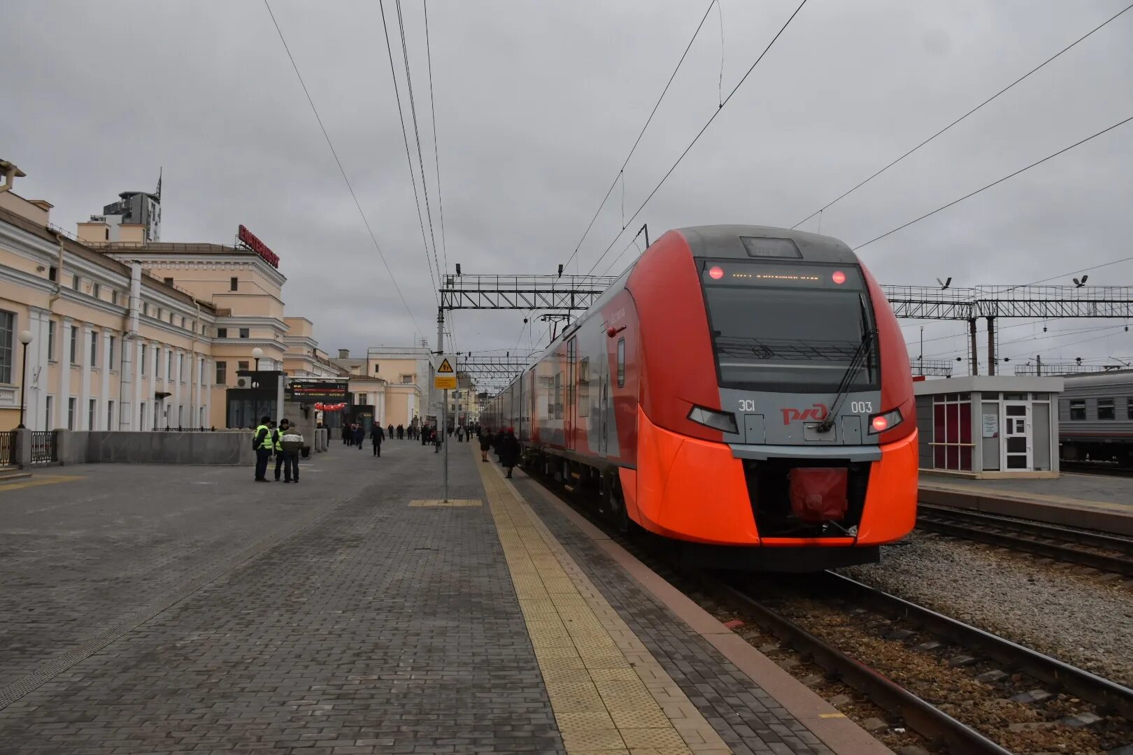 Поезд ласточка екатеринбург фото Первая "Ласточка" в Красноуфимск отправилась из Екатеринбурга по маршруту, разра