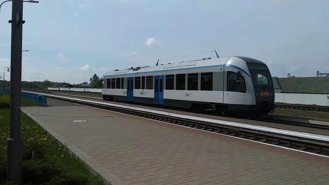 Поезд маглев фото Mahilev - Gomel train departing from Bykhov. Отправление поезда из Быхова - YouT