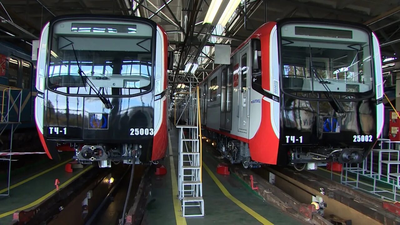 Поезд метро балтиец фото In St. Petersburg on the red line of the metro ply two new trains "Baltic". Who'