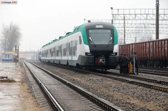 Поезд минск брест фото Новый межрегиональный поезд Stadler уже в Минске