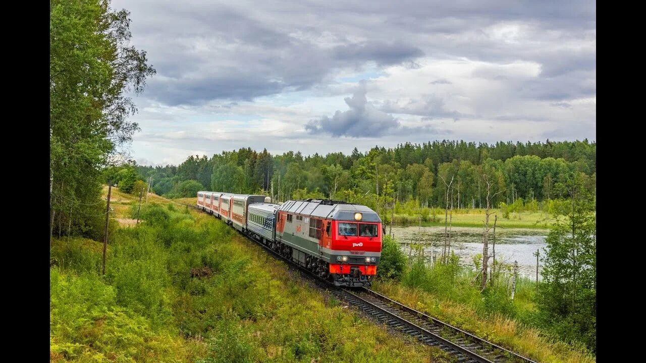 Поезд москва сортавала фото Тепловоз ТЭП70БС-322 с туристическим поездом № 928 Москва- Петрозаводск - Сортав