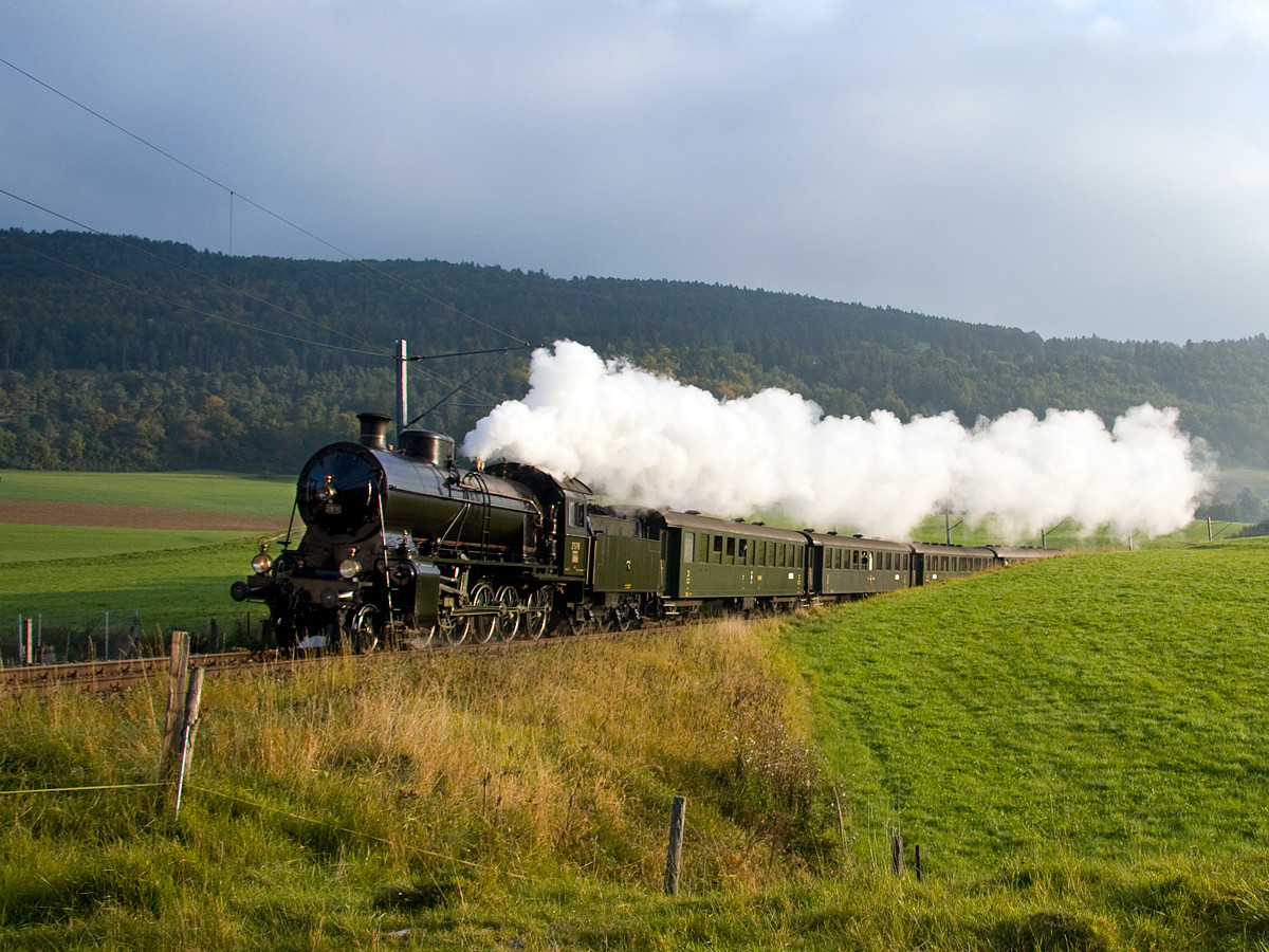 Поезд пара фото C 5/6 "Elefant" of SBB between Sonceboz-Sombeval and Tavannes