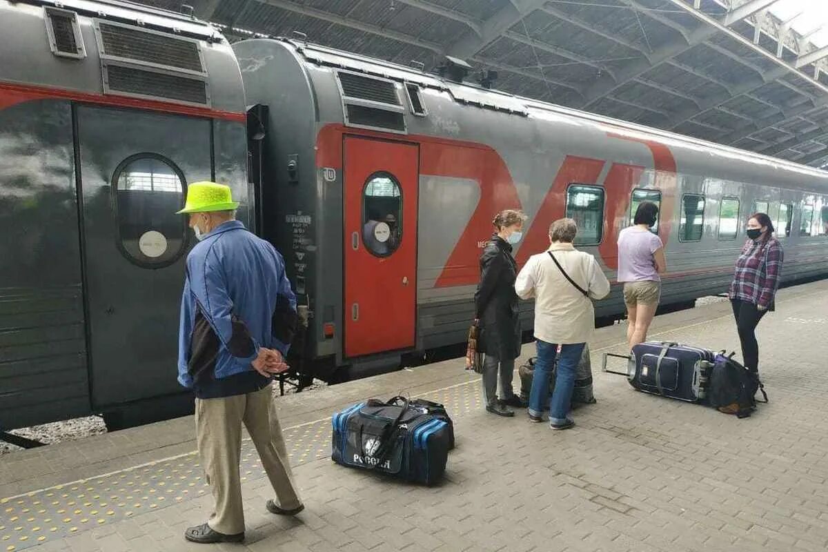 Поезд санкт петербург калининград фото Поезд Петербург - Калининград запустили вновь, но не для всех - МК Санкт-Петербу