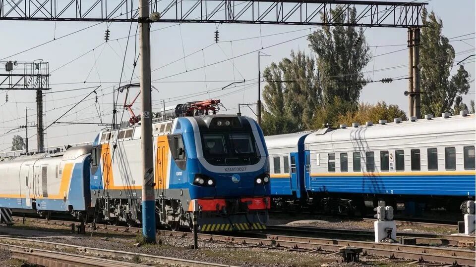 Поезд саратов алматы фото В Саратов вновь будут ходить поезда из Казахстана Новости Саратова и области - И