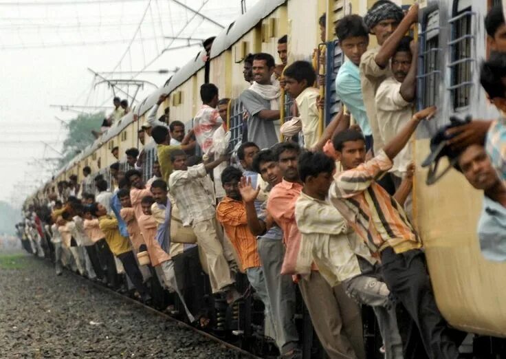 Поезд в индии с людьми фото Hindistan’da bir tren yolculuğu Tren, Fotoğraf, Hindistan