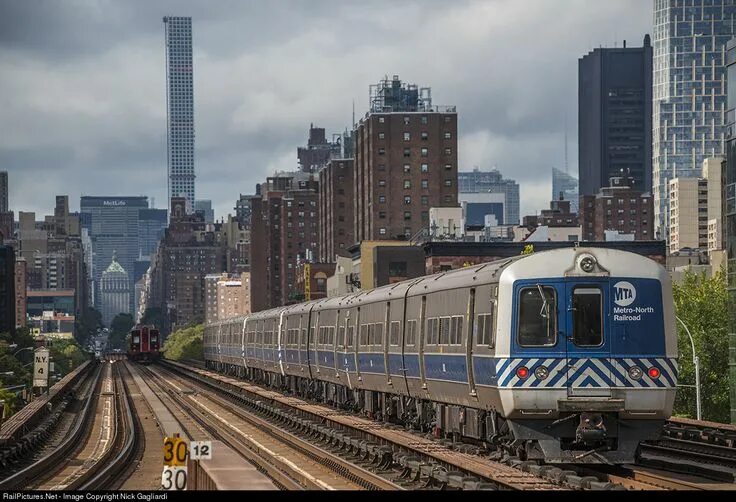 Поезда америки фото MNCR 8112 Metro-North Railroad Budd M3A at New York, New York by Nick Gagliardi 