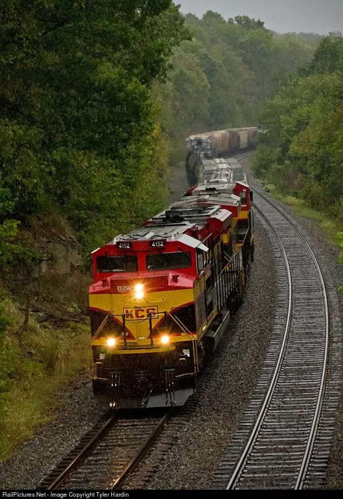 Поезда америки фото 4152 Kansas City Southern Railway EMD SD70ACe at Boyd, Kentucky by Tyler Hardin 