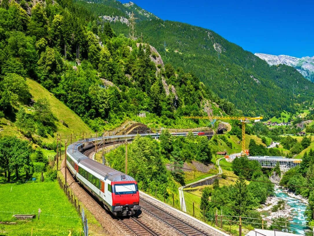 Поезда европы фото Best European train journeys to try in 2021 The Independent