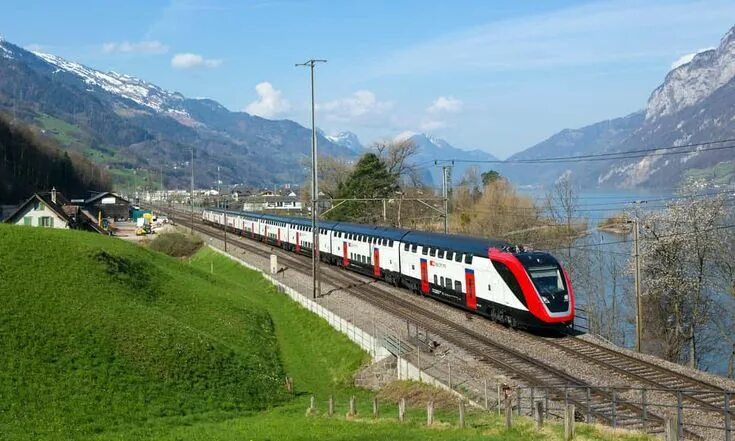 Поезда фото 2024 Swiss railways named best operator in Europe Train, Europe travel, Train travel