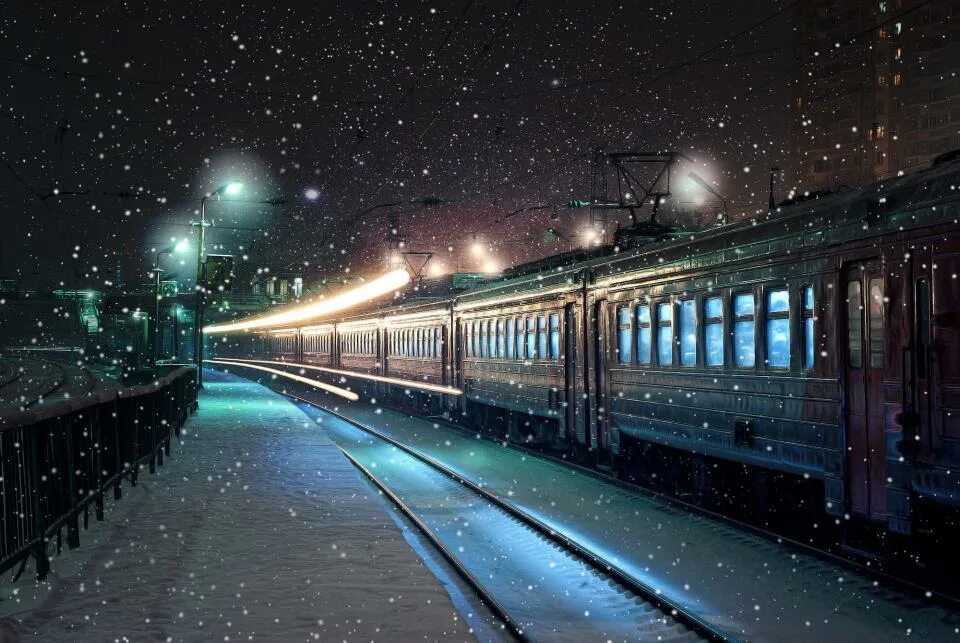 Поезда вечером фото The best winter train rides that let you enjoy the snowy scenery