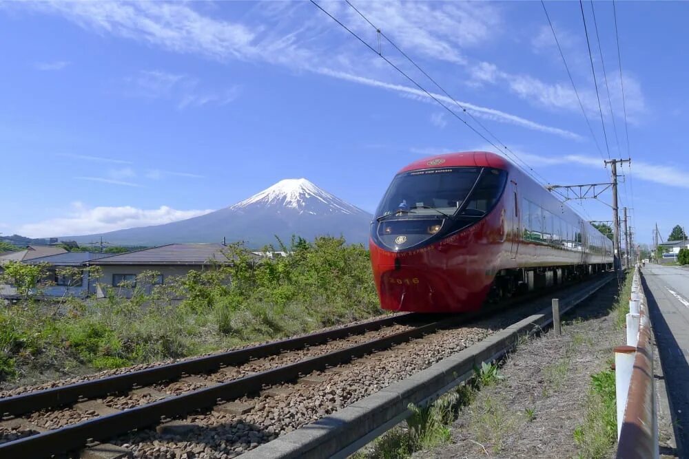 Поезда японии фото Traveling by Rail Guide Travel Japan - Japan National Tourism Organization (Offi