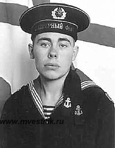 Погибшие на курске моряки фото Ожившие письма с погибшего "Курска" - Мурманский вестник - #55438