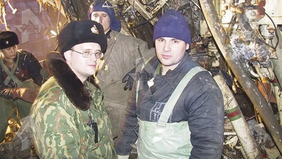 Погибшие на курске моряки фото "Курск" 17 лет спустя: эксперт показал фото подлодки, которые никто не видел ран