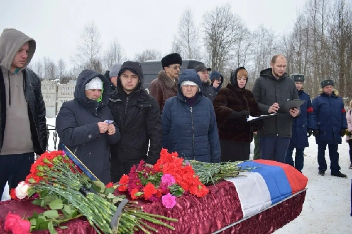 Погибшие на сво на сегодня фото В Оленинском округе прошли похороны двух погибших в зоне СВО бойцов АиФ Тверь