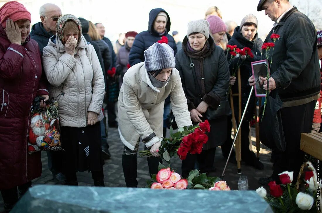 Погибшие в зимней вишне фото и список Первая годовщина трагедии в "Зимней вишне"