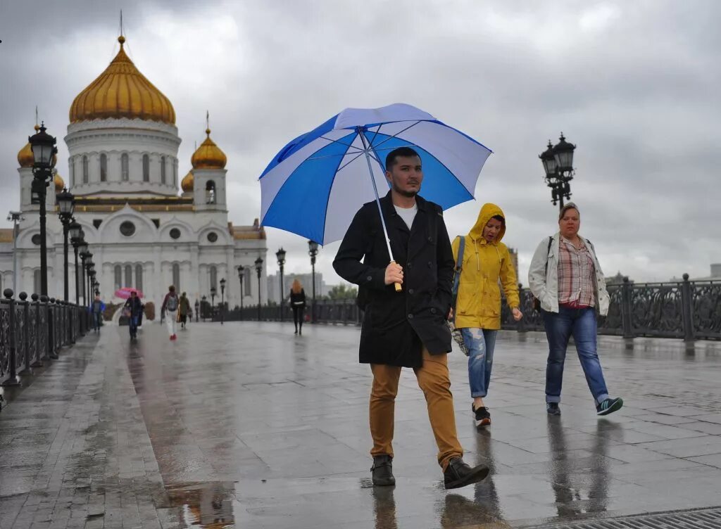 Погода в москве что одеть Синоптики прогнозируют дождь в столице - Москва.Центр