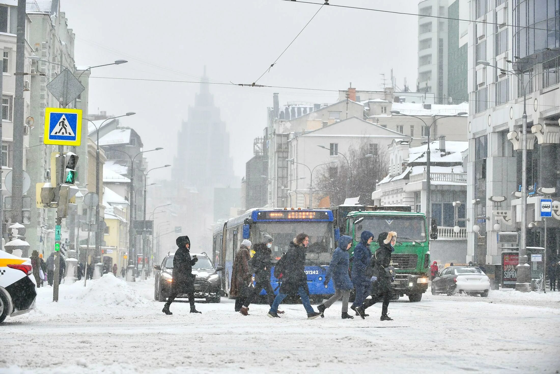 Погода в москве фото сегодня Москва прошла основную фазу снежного коллапса - Российская газета