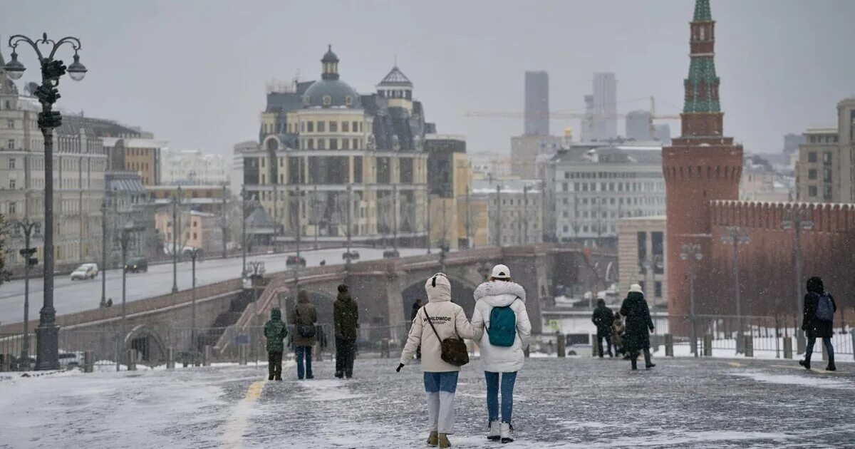 Погода в москве фото сегодня Москвичей предупредили о мокром снеге с дождем в последнюю неделю марта - Москва