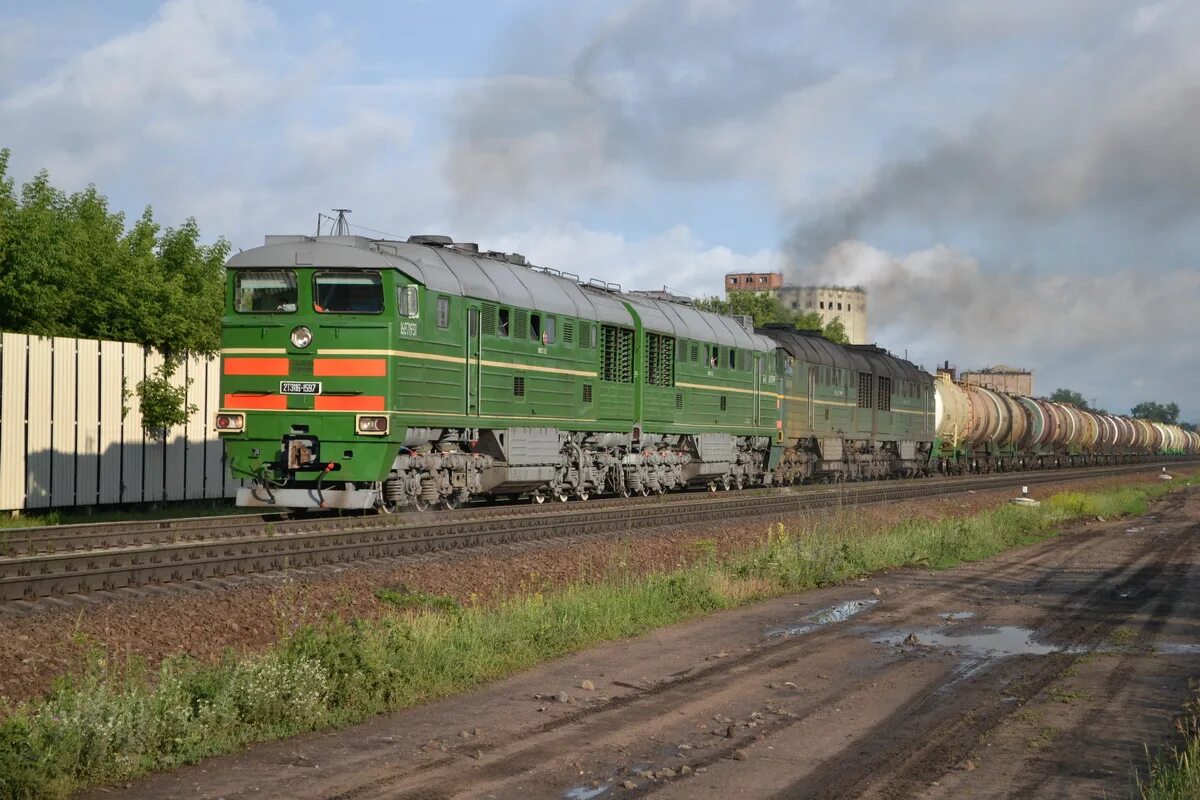 Погорелов сергей станция селезни тамбовская область фото 2ТЭ116-1597 - Photo - RailGallery