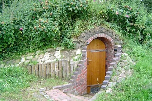 Погреб в земле фото BUND Lemgo Garten, Erdkeller, Erdkeller bauen