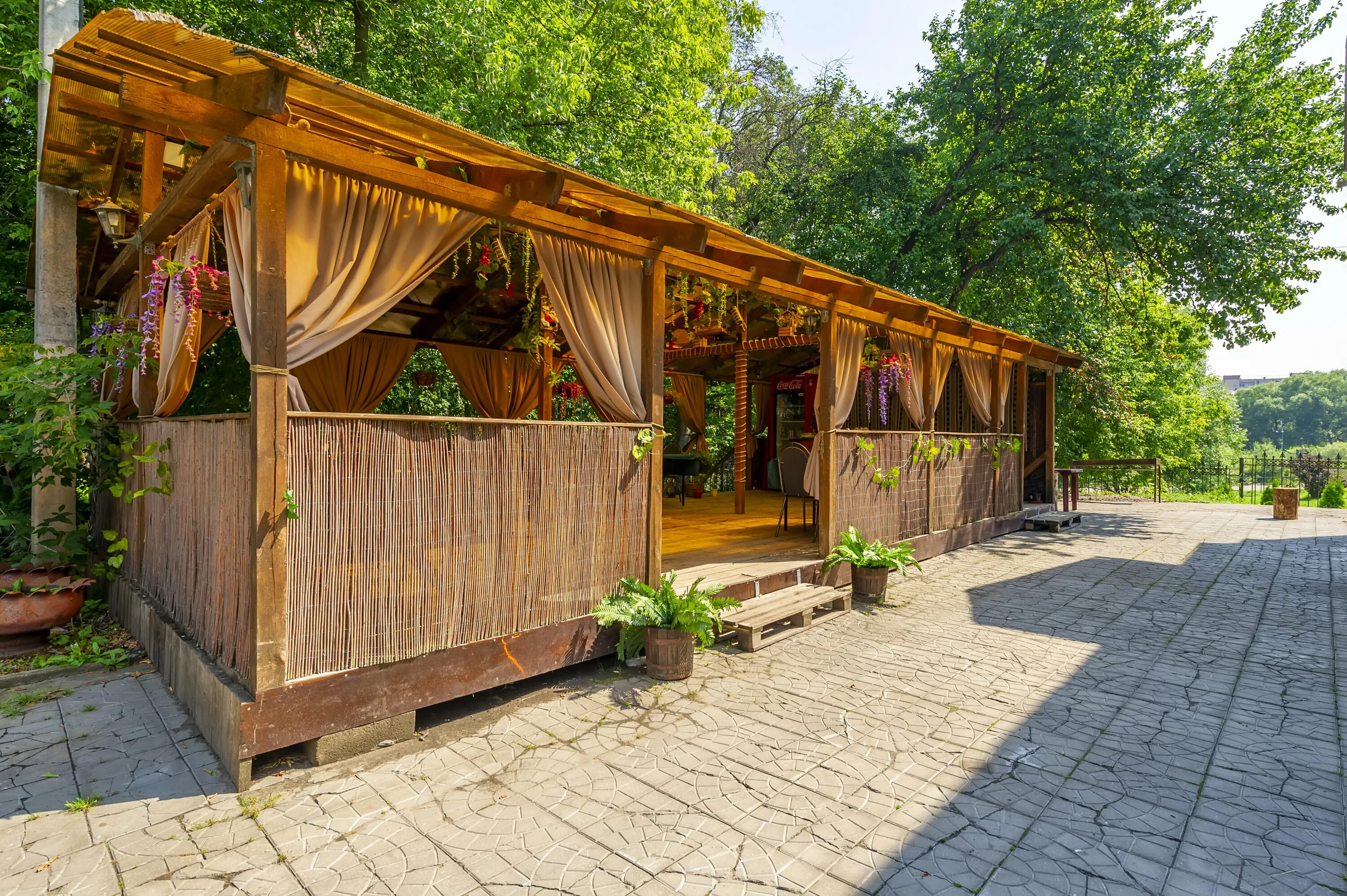 Погребок ул чехова 31 пушкино фото Шашлычные на улице Чехова в Пушкино рядом со мной на карте, цены - Ресторан шашл