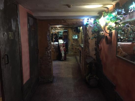 Погребок ул чехова 31 пушкино фото Погребок - Picture of Pogrebok, Yaroslavl - Tripadvisor