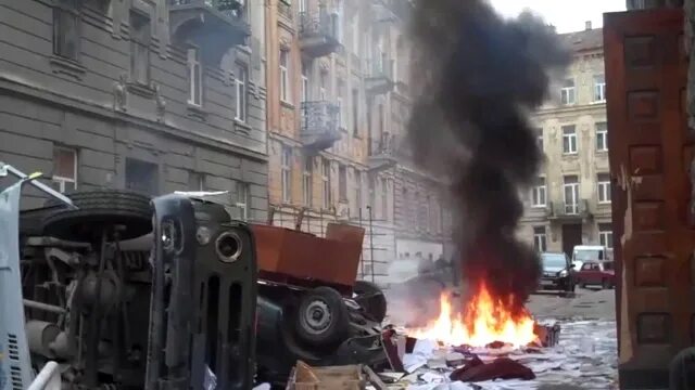 Погромы львов фото 2014.03.20. Львов. Бандеровцы устроили погром в центре города, - онлайн