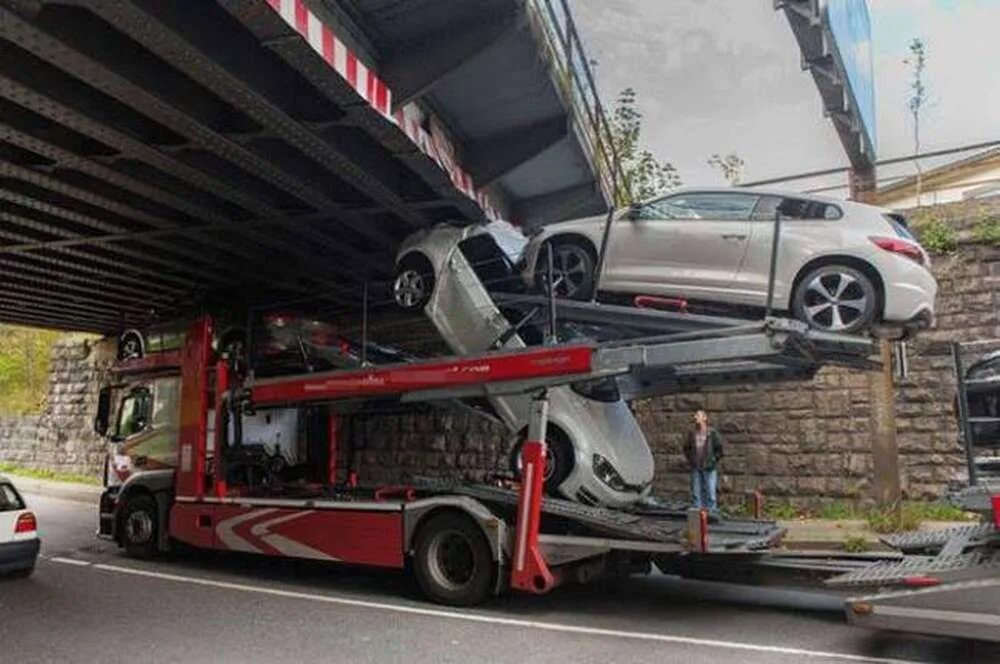 Погрузка авто фото Нужен совет, help, посоветуйте перевозчика - Toyota Crown (S130), 3 л, 1990 года