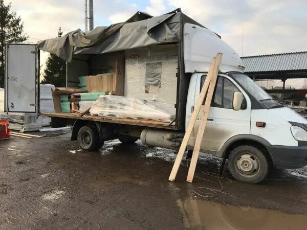 Погрузка газели фото Боковая погрузка - При выборе автотранспорта, одним из первых факторов стоит уче