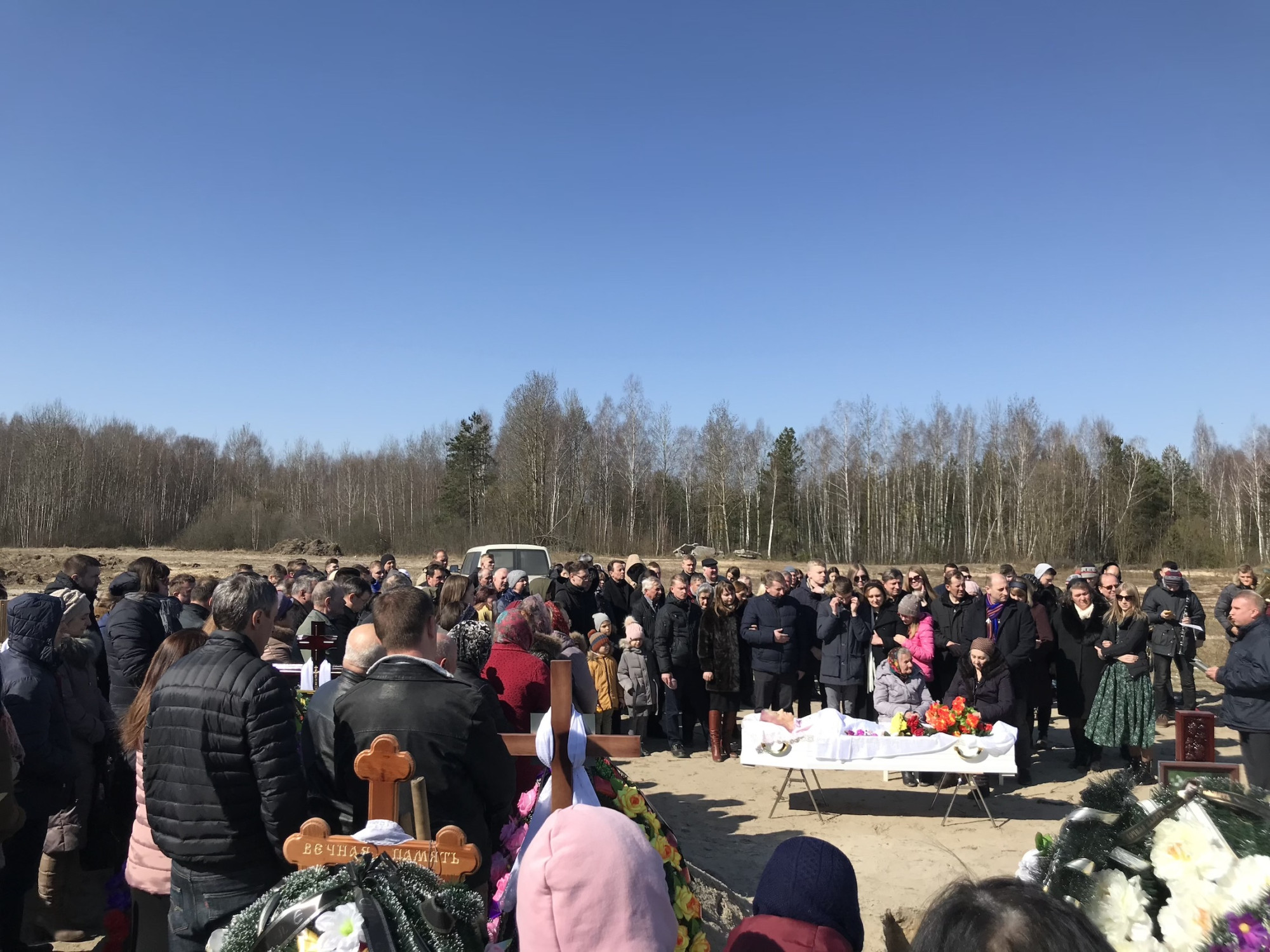 Похороны сестер в тольятти фото Сегодня мы хоронили сестру в Господе Людмилу Давидюк, которая оставила добрый сл