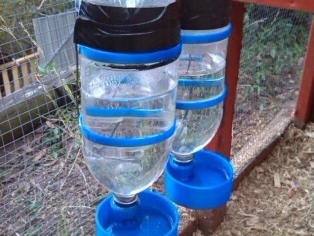 Поилки своими руками фото Chicken water dispenser by pcaspa - Thingiverse Chicken feeders, Chicken diy, Ch