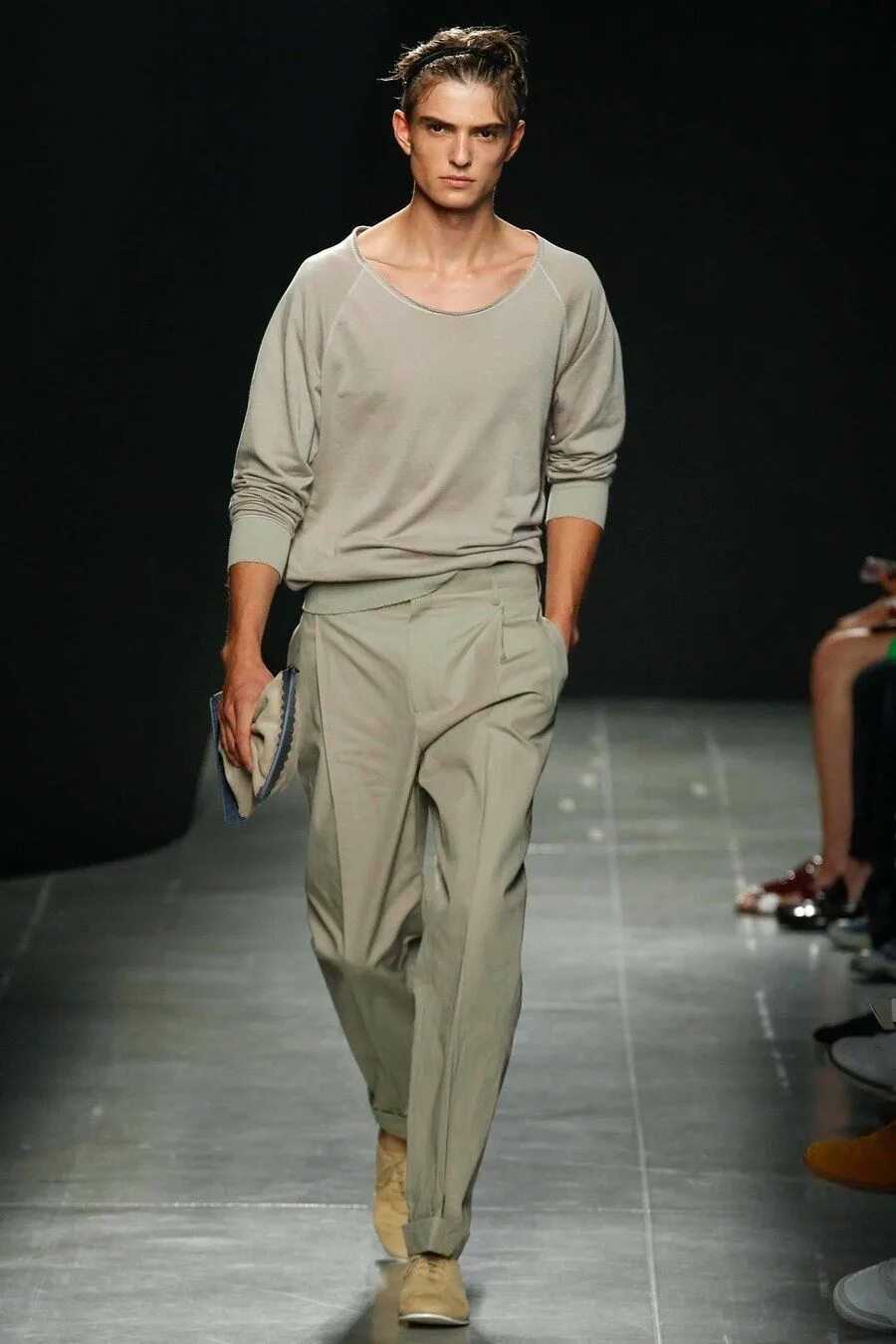 Показ мод мужской одежды 2024 Bottega Veneta Spring 2015 Menswear Fashion Show Mens fashion, Mens outfits, Men